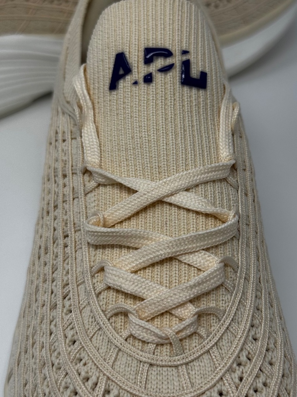 APL Women’s TechLoom Zipline Sneakers Alabaster Size 9.5